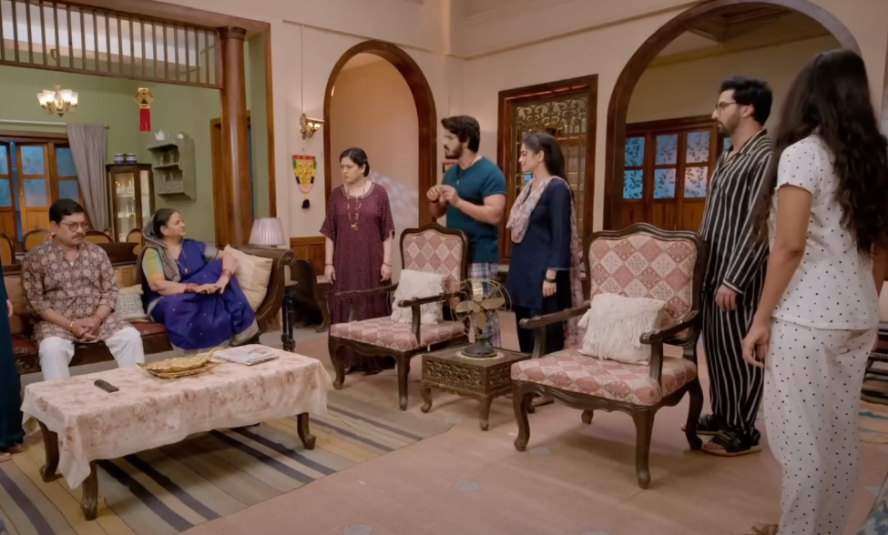 Udne Ki Aasha 3rd June 2025 Written Update: Paresh & Renuka Reunite, Sayali Aims for Business Growth!
