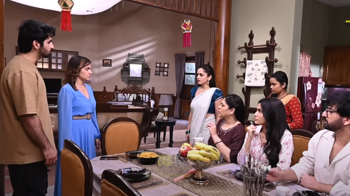 Udne Ki Aasha 7th July 2025 Written Episode: Sayali & Riya’s Fake Fight to Expose Renuka